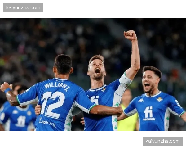 从0-2到2-2:副班长埃尔切客场抢分全记录 从0-2到2-2:副班长埃尔切客场抢分全记录